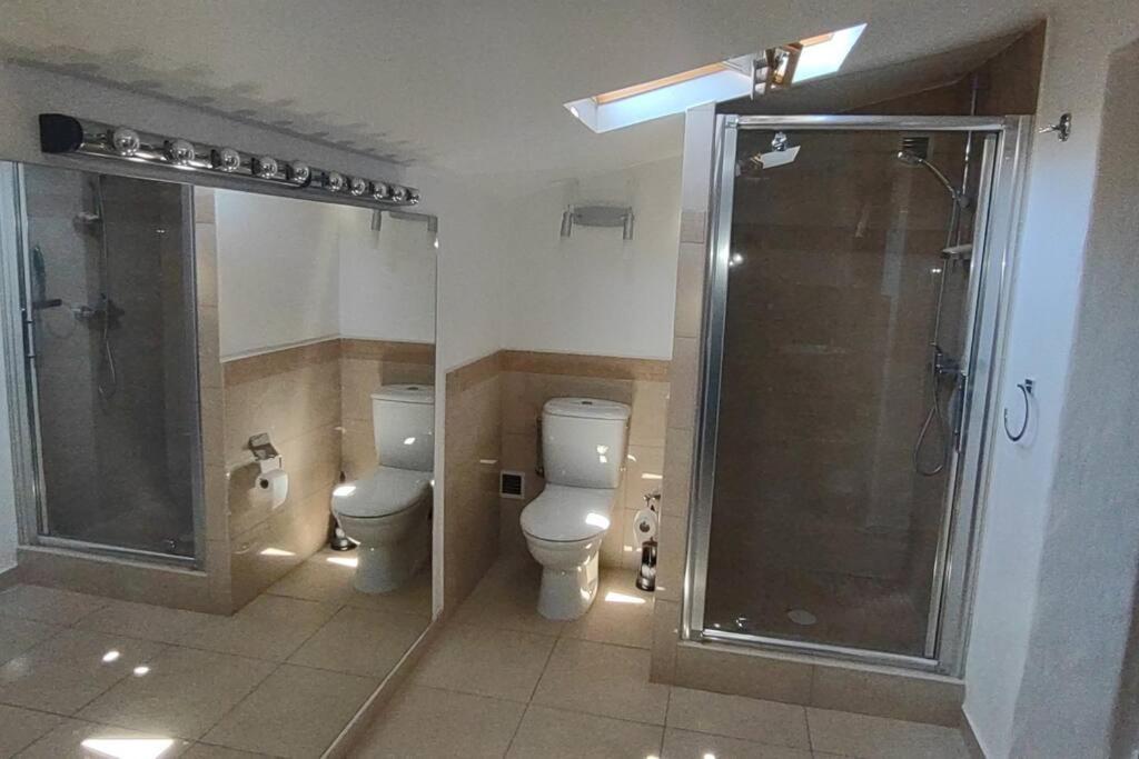 Villa Avec Piscine 8 Personnes